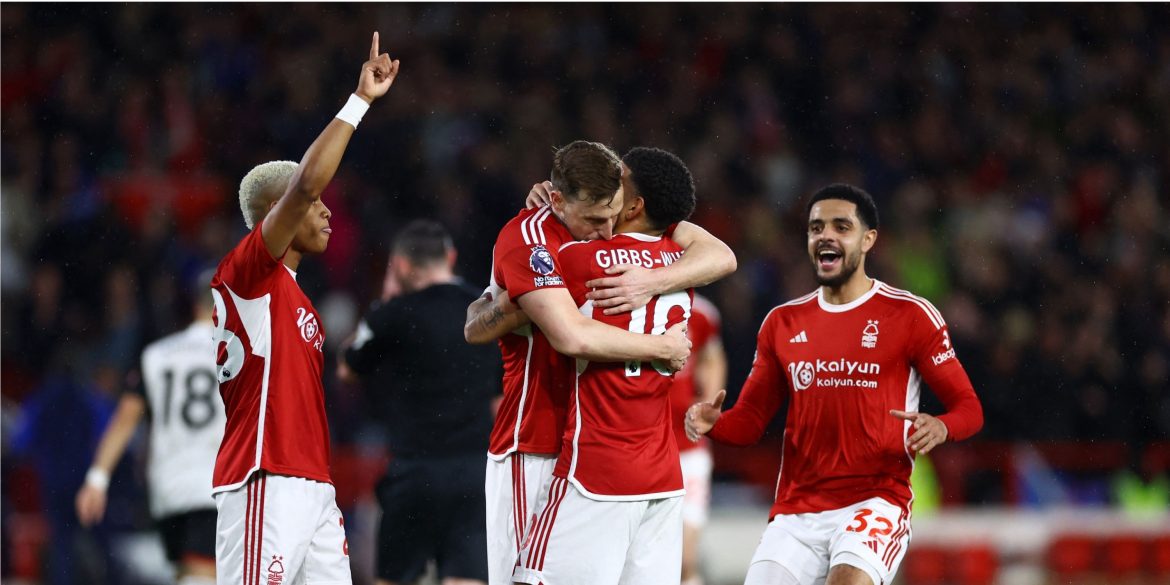Leeds now plotting January move to sign "composed" Premier League defender