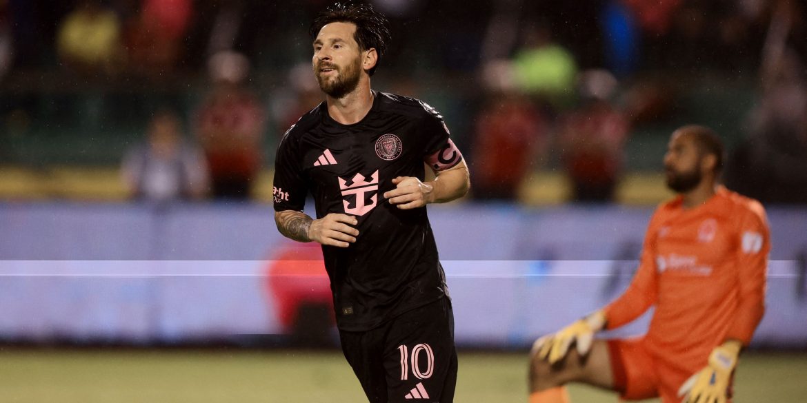 Liverpool in race to sign "outrageous" £25m gem who's "comparable" to Messi