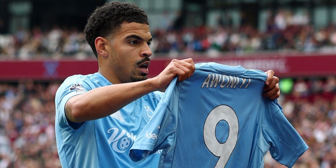 Frank's answer to Gibbs-White: Spurs make approach for "exceptional" star